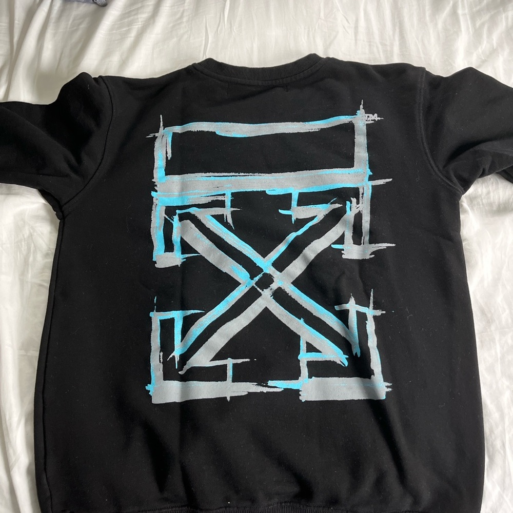 Off white long sleeve